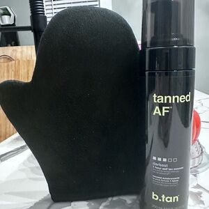 b.tan Tanned AF Darkest 1-Hour Self Tan Mousse - Black Applicator Included